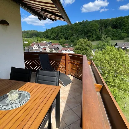 Anna - Ruhig Gelegen, Mitten In Der Natur, Unmittelbar Am Neckarsteig Apartment *